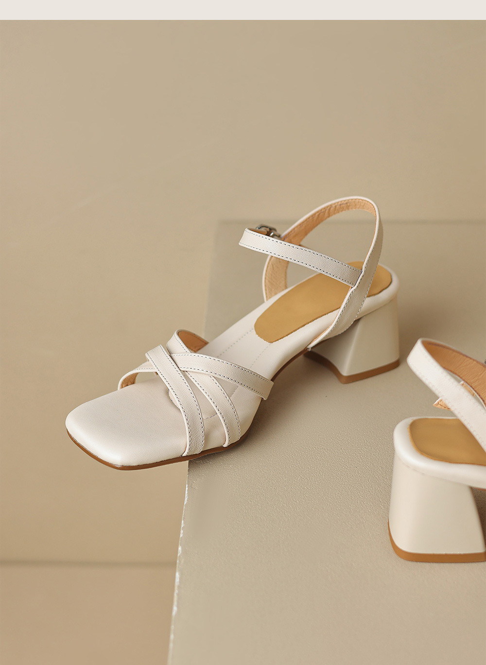 Sandal nữ quai ngang dệt sọc nhỏ da cừu, gót vuông ổn định, cỡ lớn 34–43 — Màu trắng be chi tiết 19
