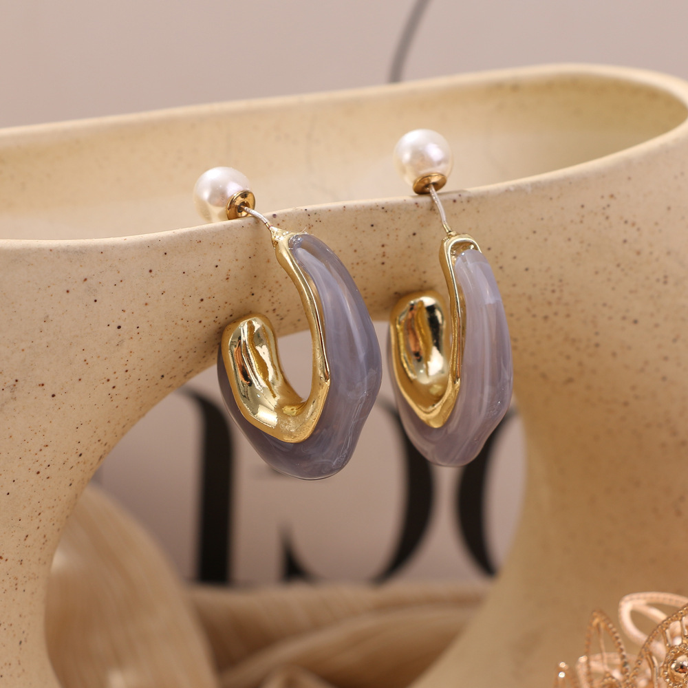 Alloy Material Vintage Style Geometric Alloy Inlay Artificial Pearls Resin Women's Ear Studs