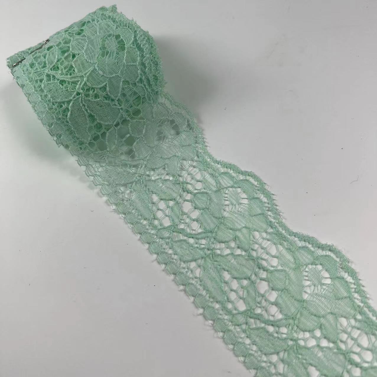 Suministro directo de fábrica 6cm encaje ropa textil para el hogar falda collar accesorios encaje color no elástico material de poliéster al por mayor