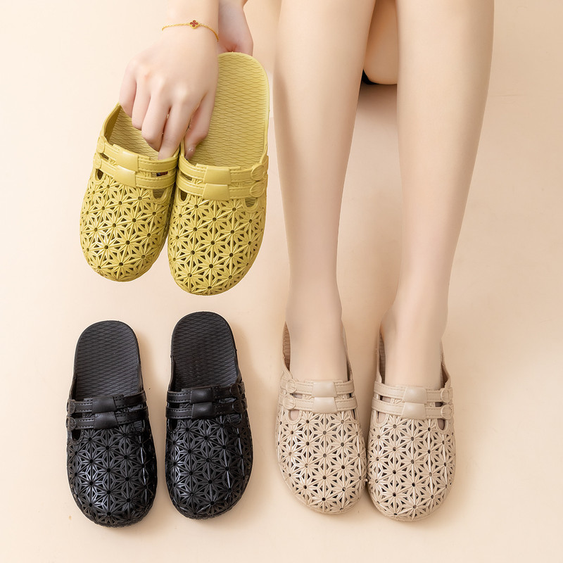 New Style Flat Non-Slip Closed-Toe Slippers for Middle-Aged Moms, Faux Leather Flat Clogs for Outdoor Wear, Women's Slippers