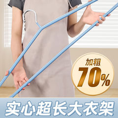 大きなハンガーの特大サイズは布団を太くしてシーツを干します。