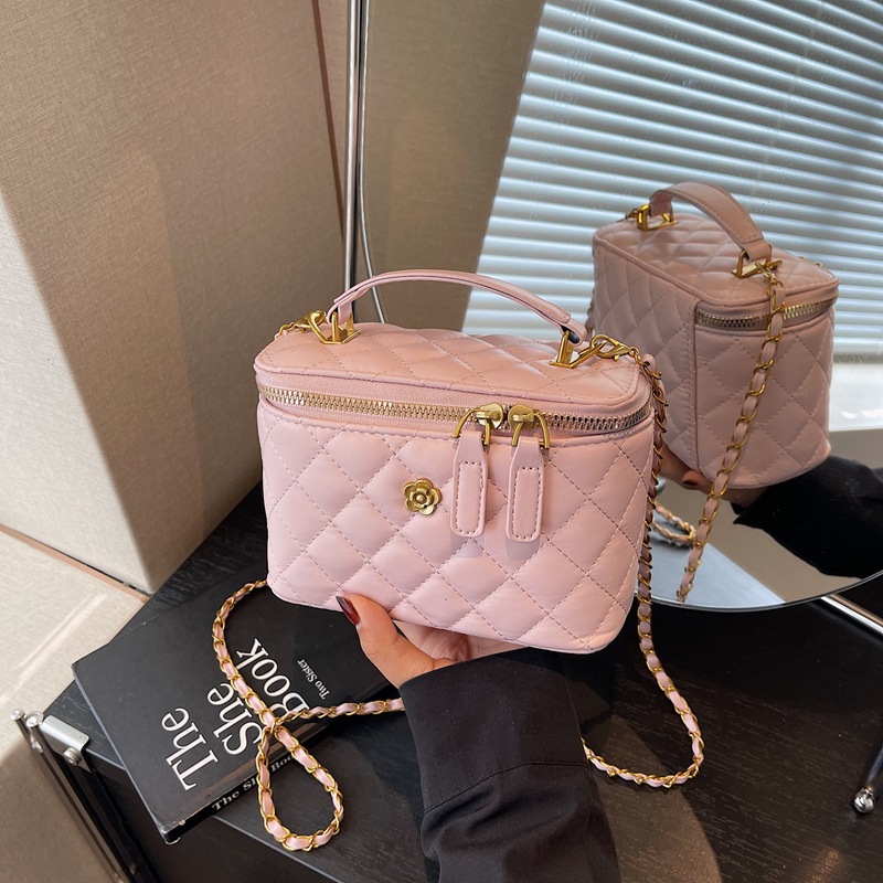 Bolso de cubo popular de este año 2025 nuevo bolso de cadena pequeño bolso de hombro fragante bolso de mensajero de hilo bordado de diamantes mujer