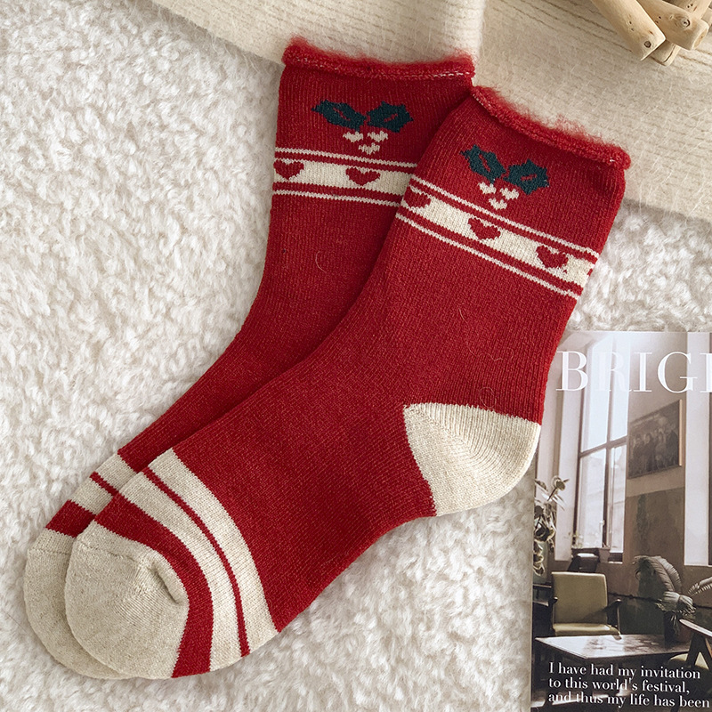 秋冬の靴下の女性の毛輪のクリスマスの靴下のクリスマスの要素は毛の保温の靴下の雪だるまのクリスマスツリーの中で靴下を持ちます。|undefined