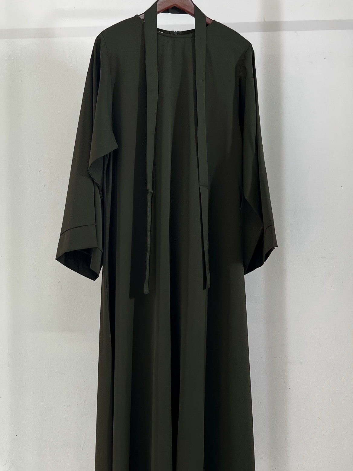 Elegant Maxi Dress for Women Long Sleeve Lightweight Chiffon Evening Gown Flattering Design Flowy Party Dress_ecoleips.com