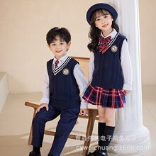 С�W��У������Ӣ���L�����ͯ��ɫᘿ��R���������׃��@�@�����b