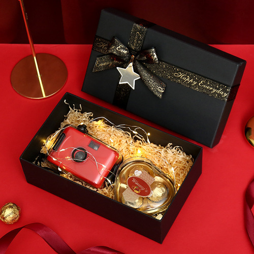 Gift Box Rectangle Valentine's Day Gift Box with Lid Handover Gift Box Lipstick Cosmetics Creative Packaging Box