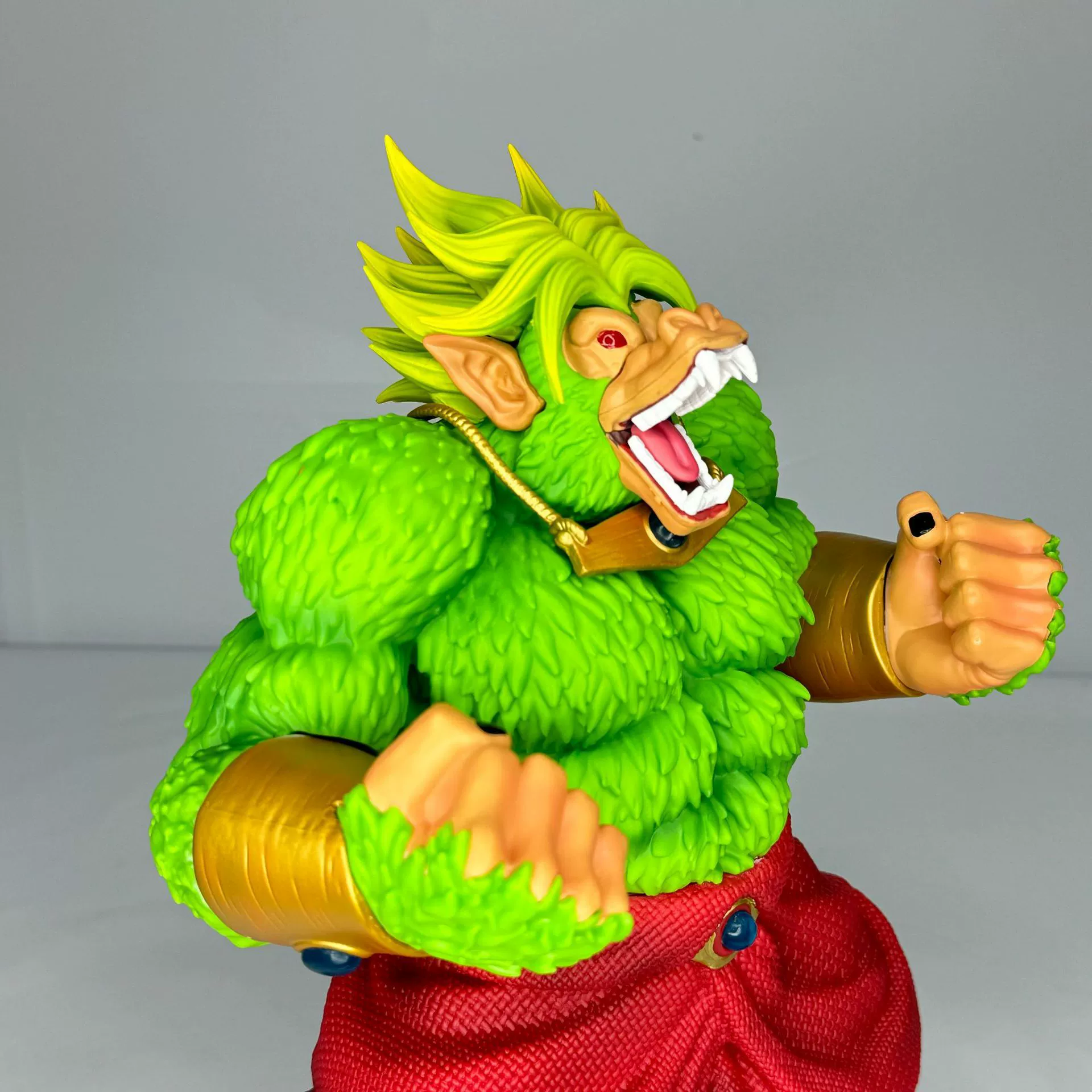 [Источник товаров] Dragon Ball GK Супер Горилла Великая Обезьяна Броулy Супер Саян Орнамент