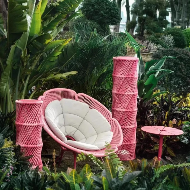 Sofá de caña al aire libre silla de diseño creativo pétalos de loto cama reclinada hotel villa jardín silla de caña patio
