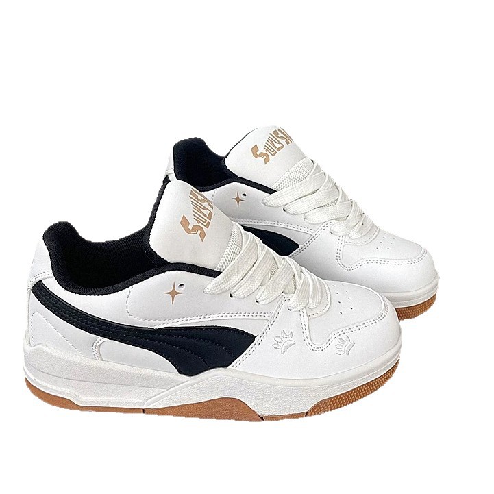 Zapatos de mujer 2026 nuevos zapatos de skate de pan transpirables para niñas zapatos deportivos de suela gruesa pequeños zapatos blancos para mujeres estilo casual diario
