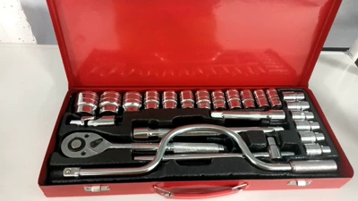 box auto repair socket tool – Mühərrik tənzimləmə alətləri - mirror-finish-iron-box-24-piece-joystick-set