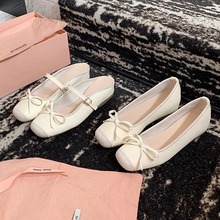 ���ы�ͬ�ʽ�����ߜp�g�����Yһ�ְ��ٰ��ϛ�Ь��ƤŮ��Ь�ļ�