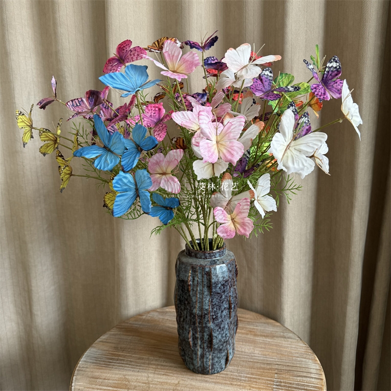 6頭の蝶のシミュレーション花の偽の蝶のモネの花園の風の装飾の生け花の蝶の花の年の夜花は福の桶を抱きます|undefined