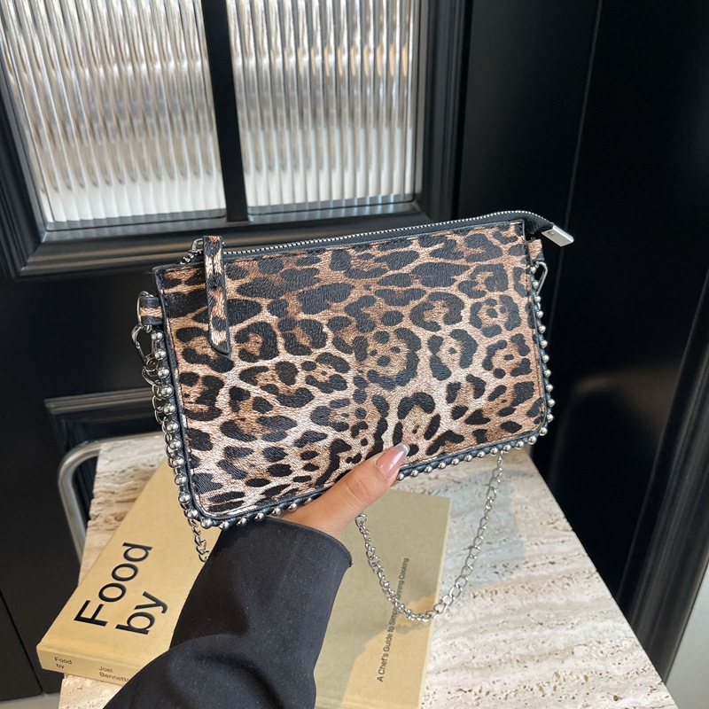 Bolso bandolera nuevo transfronterizo versátil y casual, para la axila, bolso de mujer simple con estilo occidental, diseño de nicho, bolso de cadena, bolso de mano de moda