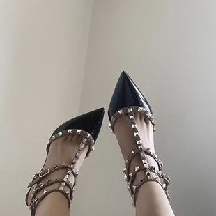 ��ɫ�Tᔼ��^�����߸�Ь