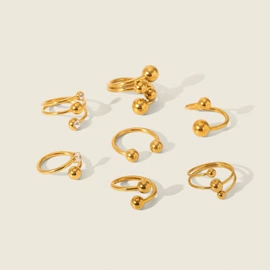 项链;耳钉;戒指