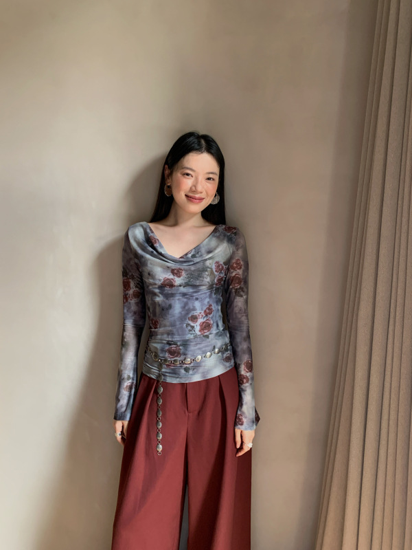 诠释美 NEWOPEN 25秋法式复古设计感荡领修身碎花长袖上衣女F6392|undefined
