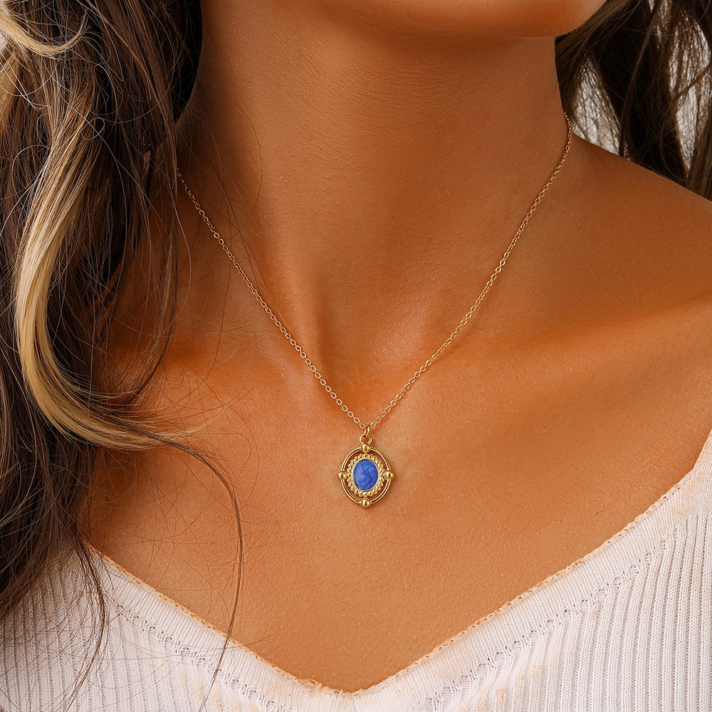 Classic creative design golden retro necklace stainless steel