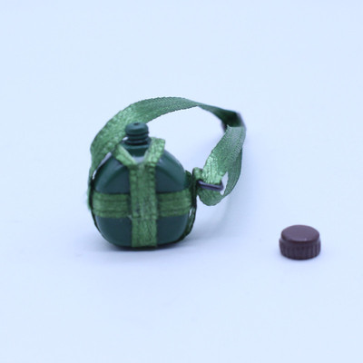 dollhouse miniatures娃娃屋模型場景微縮diy食玩迷妳懷舊行軍壺