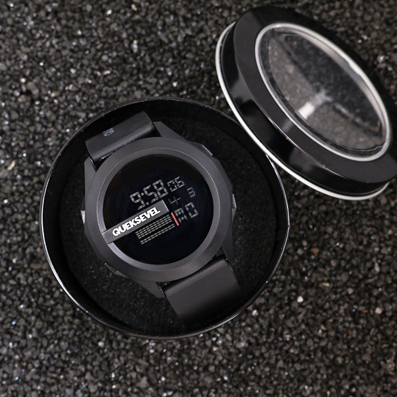 QUEKSEVEL marca nuevo producto tecnología para hombres reloj electrónico multifuncional impermeable tendencia luminosa reloj electrónico para estudiantes
