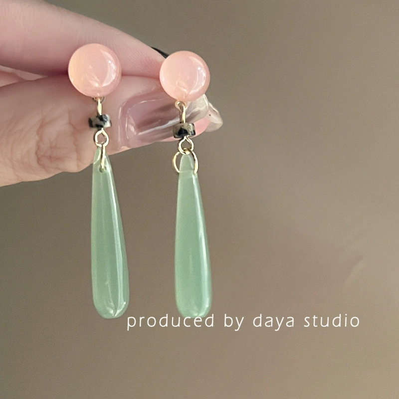 Серьги Retro golden, свадебный лёгкий люкс, высокое качество