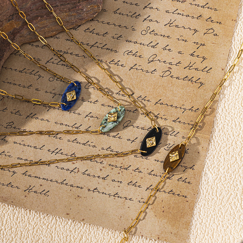 Natural Stone Inlay Material PVD Coated Real Gold Plated Oval Titanium Steel Vacation Classic Style Waterproof Non Tarnish Titanium Steel Pendant Necklace