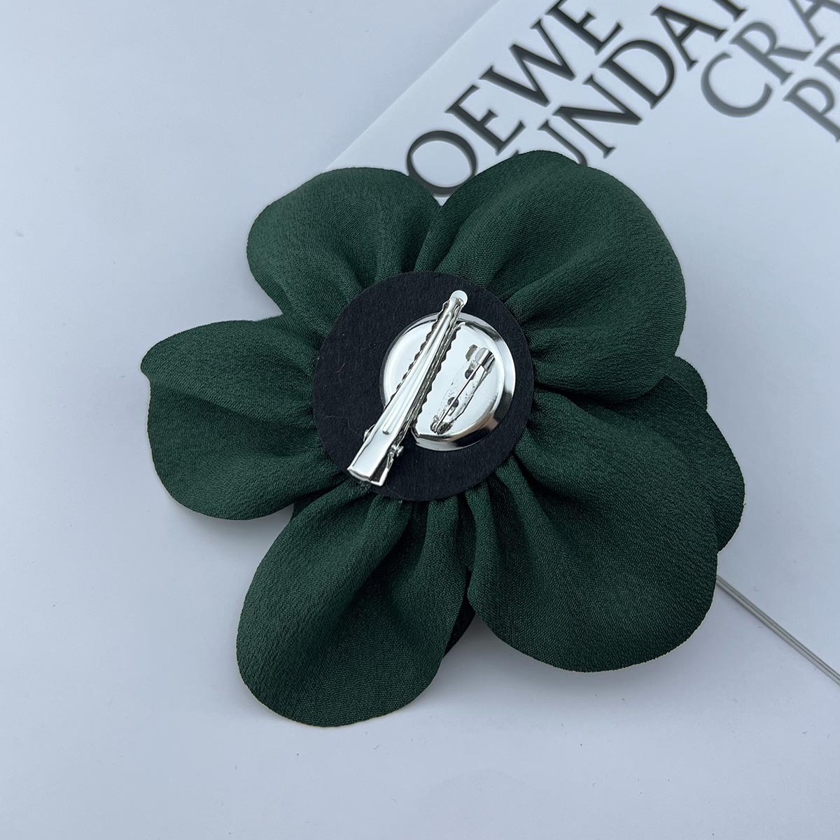 Elegante Glamour Flor Tela Mujeres Corsage display picture 5