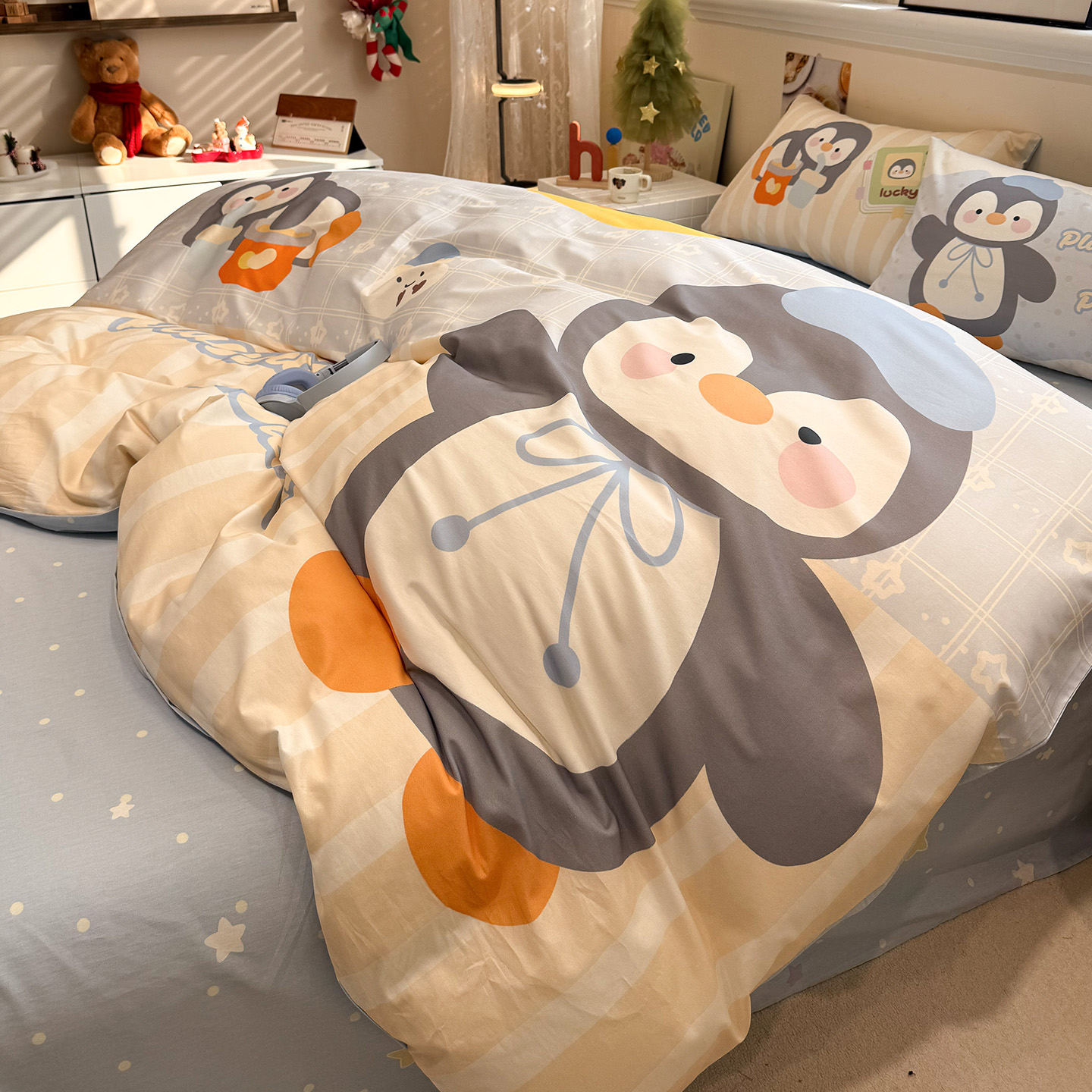 2026 nueva colcha de cama de algodón de dibujos animados de algodón cuatro piezas de sábanas de dormitorio infantil tres piezas de cama de cama de cama
