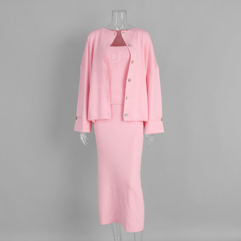 Set 3 món nữ gồm áo cardigan dệt kim dài tay, áo hai dây và chân váy dài — Bộ 3 chiếc màu hồng, Bộ 3 món màu nâu, Bộ 3 món mơ