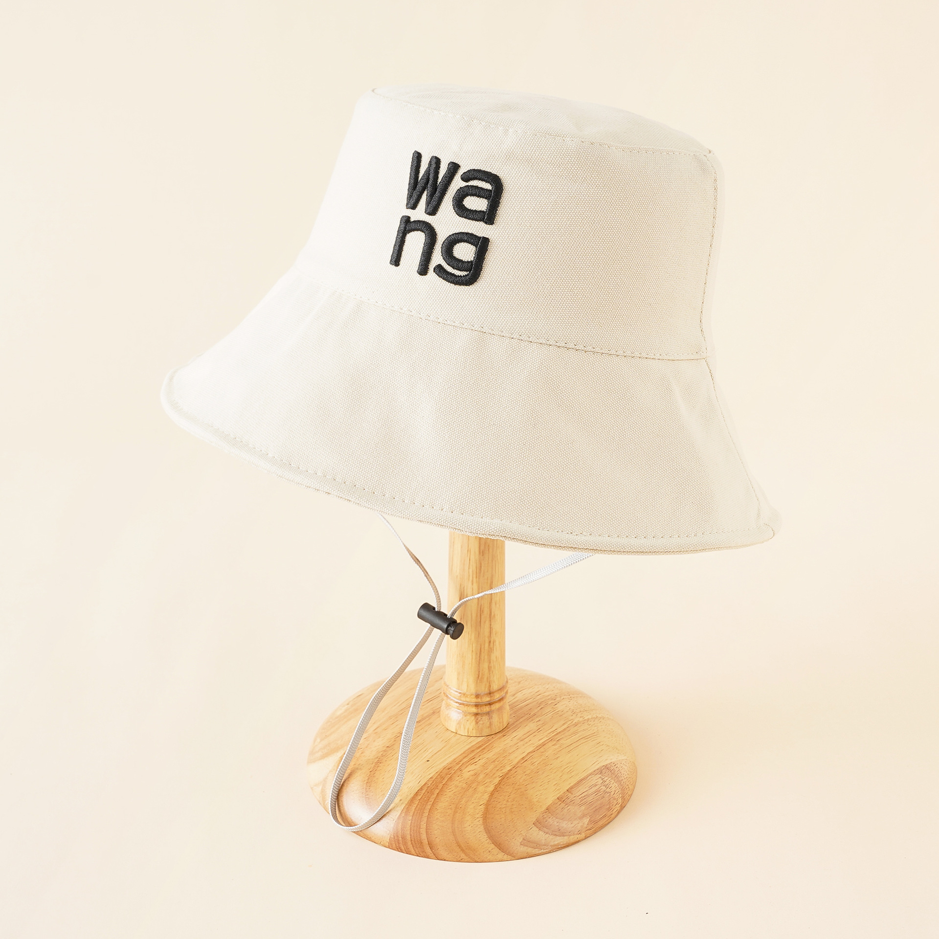 Sombrero de pescador de primavera y verano sombrero de sol a prueba de sol ins sombrero de Cuenca de marea cara de aspecto pequeño sombrero japonés negro coreano para mujeres