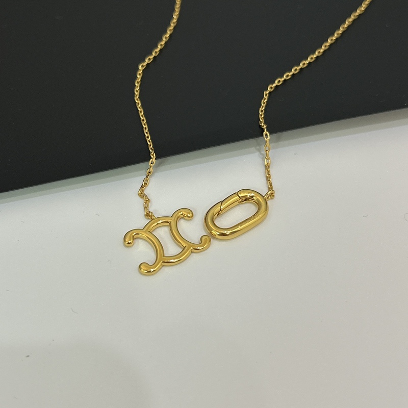 Arc De Triomphe Lock Gold Double Ring Necklace Hollow Fashion Elegant Victory Lock Clavicle Chain Women's Brass Jewelry Arc De Triomphe Lock Gold Double Ring Necklace Hollow Fashion Elegant Victory Lock Clavicle Chain Women's Brass Jewelry