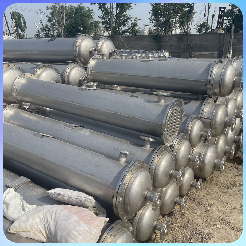 二手304不锈钢换热降温设备 钛材冷凝器 列管式喷淋壳管换热器