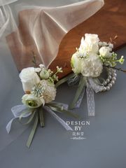 新款原创白绿玫瑰森系叶子商务活动结婚新郎伴娘姐妹团胸花手花