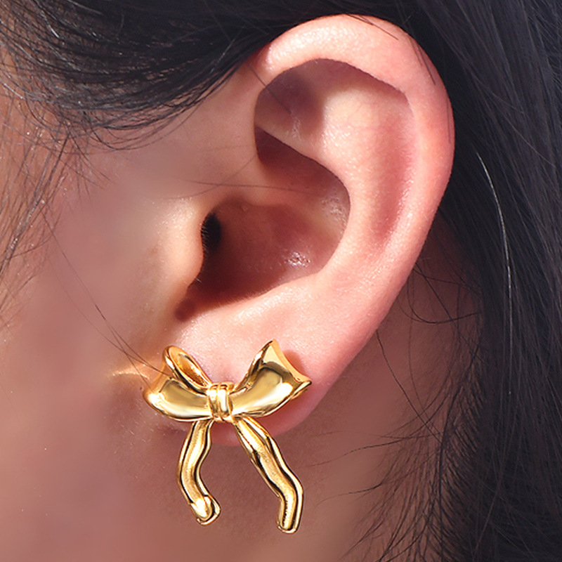 1 Pair Quantity 1 Pair Sweet Bow Knot Titanium Steel 18K Gold Plated Ear Studs