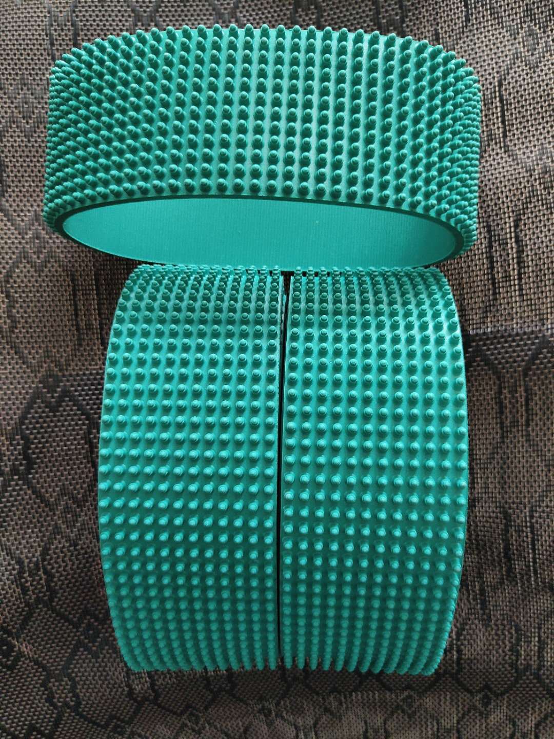 喷码机自动分页机皮带硅胶齿带摩擦式挡板逆轮式橡胶输送带传送带