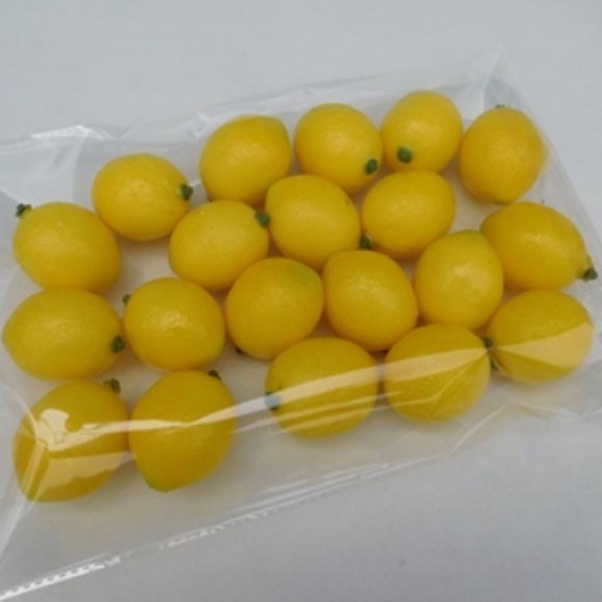 20 5cm light yellow lemons