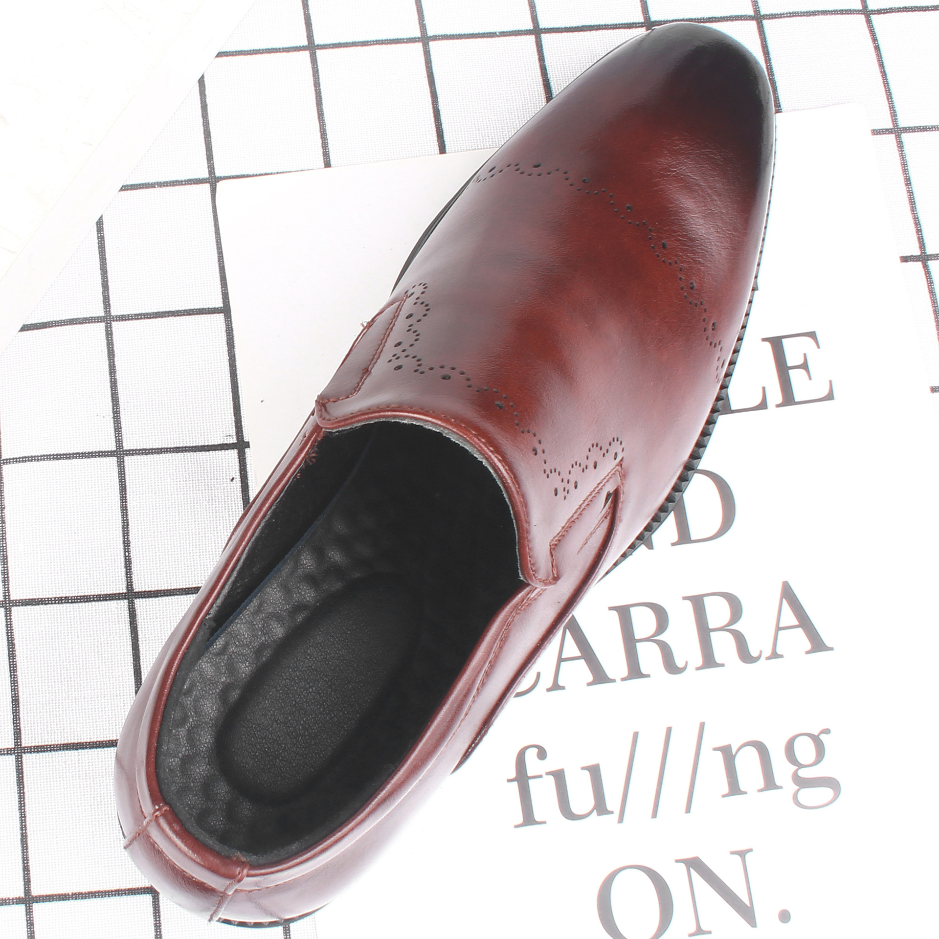 2022ƤЬ�п����������³���ӡ��Ӣ��������ʿСƤЬ��Ь93