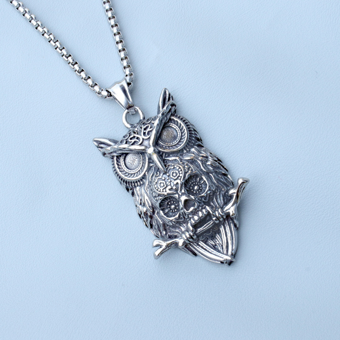 Retro pendant stainless steel for men and women