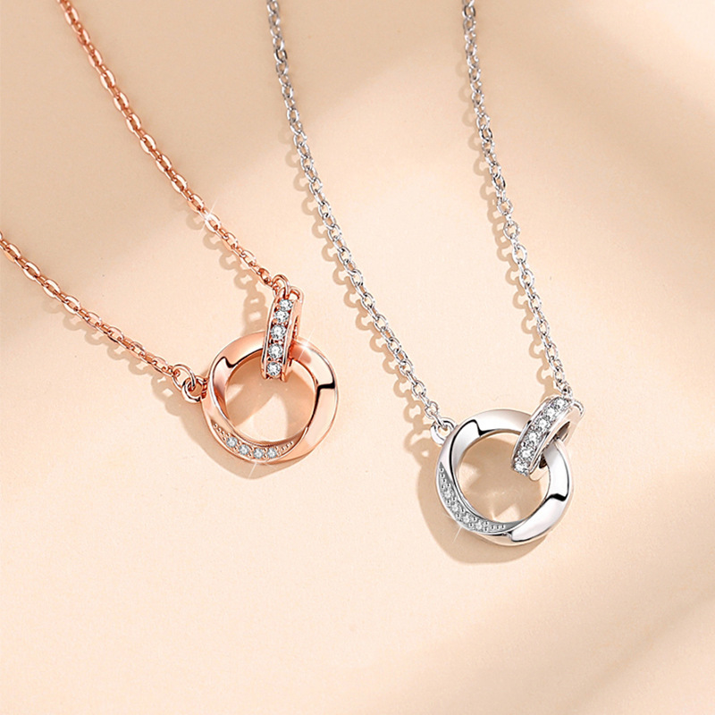 Fashion light luxury style diamond Mobius double ring necklace necklace female Ins style geometric ring pendant clavicle chain