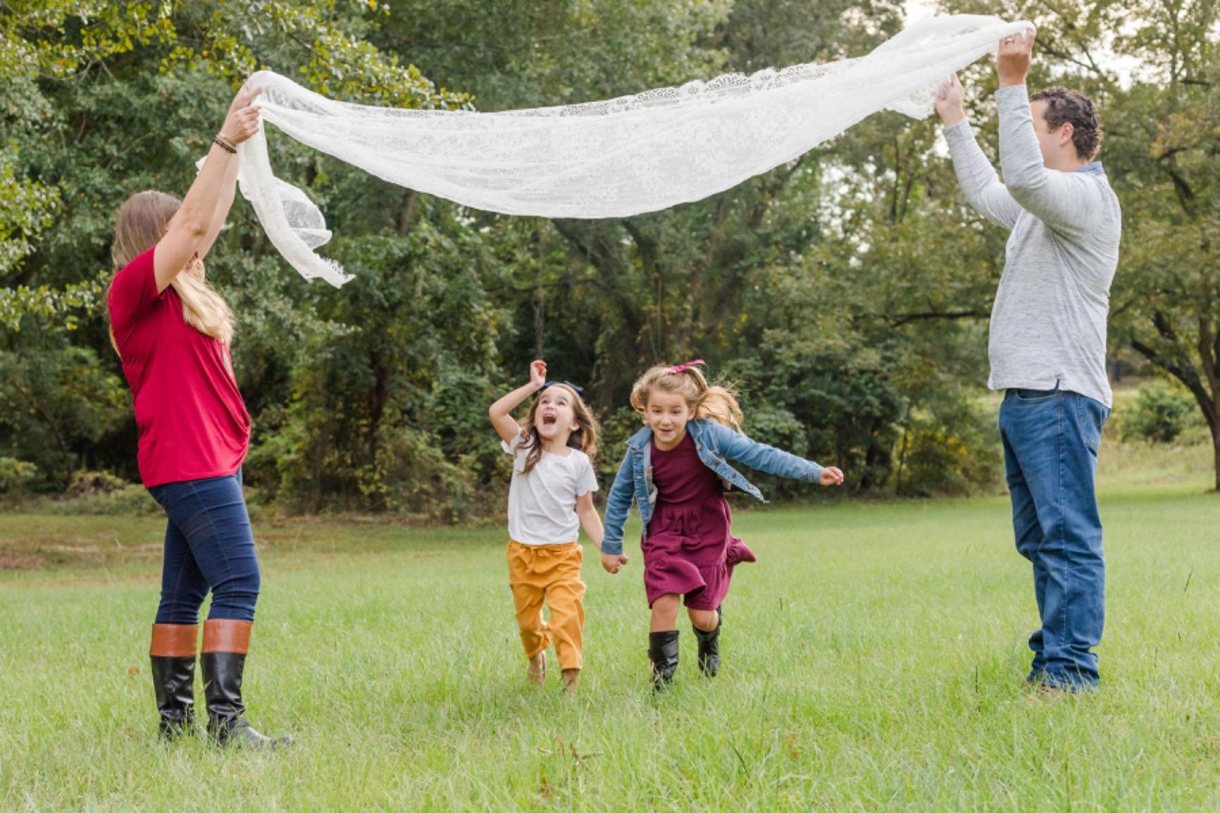 French Style Solid Color Polyester Tablecloths display picture 9