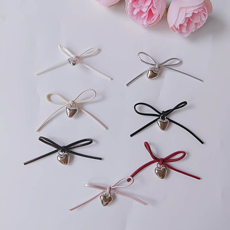 Pu Leather Silver Strap Bow Heart Pendant DIY Hair Accessories Handmade Shoes Hats Socks Clothing Decoration Accessories