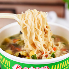 Flavor instant noodles medium cup multi-flavor seafood flavor instant noodles 12 cups whole box instant noodles wholesale