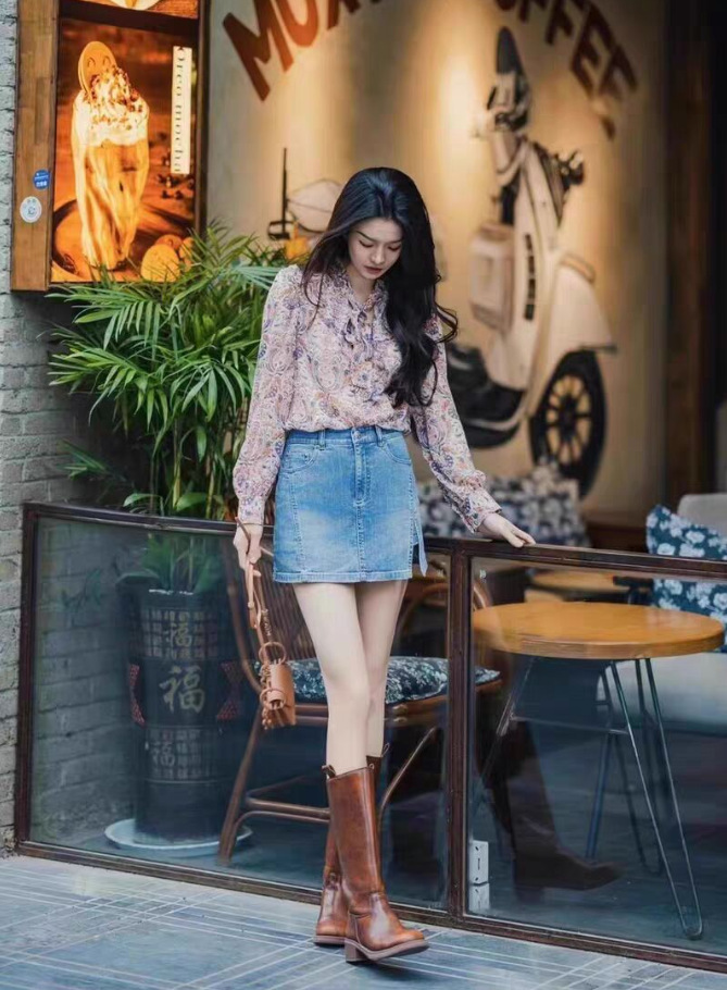 Áo sơ mi nữ dài tay chất voan in họa tiết hoa, dáng rộng buộc dây — Màu hoa chi tiết 4