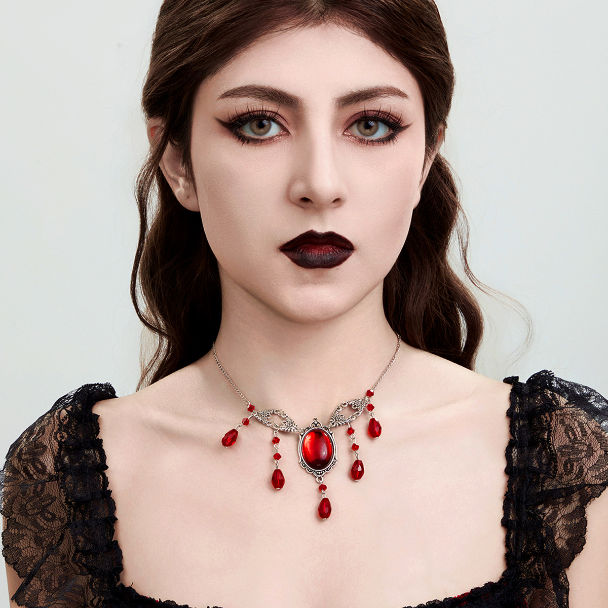 Fashion Tassel Blood Drop Crystal Necklace, Halloween Premium Alloy Clavicle Chain_voghion.com