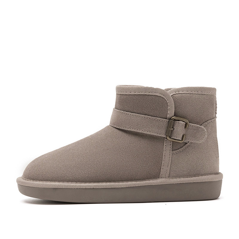 Botas de nieve de corte bajo Aogu Shiden para mujer, otoño e invierno 2025, nuevas botas cortas de moda sin cordones, zapatos casuales de algodón, modernas