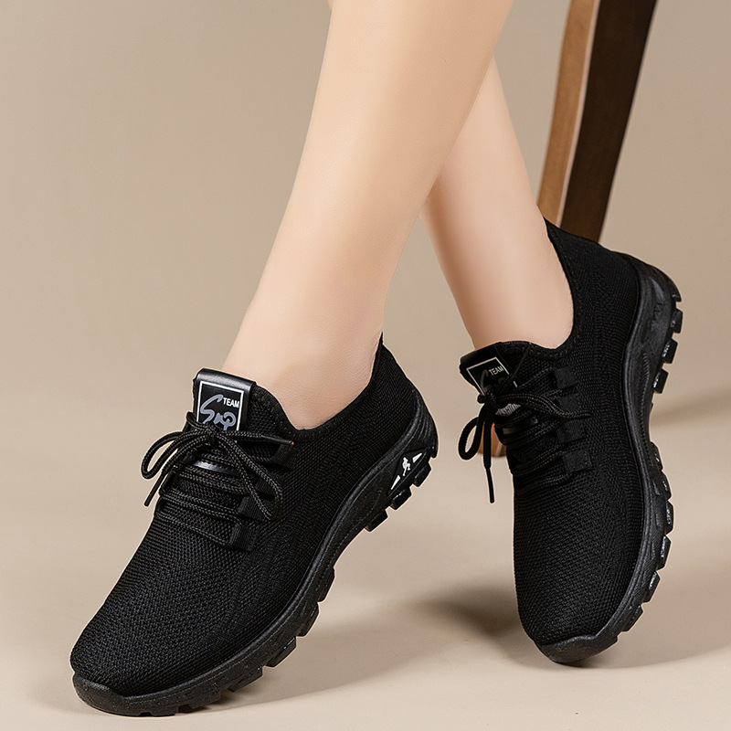 2025 새로운 여성 신발 통기성 운동화 소프트 단독 미끄럼 방지 캐주얼 신발 블랙 작업 신발 오래 된 베이징 천 여성 신발