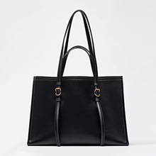 跨境女包2025西班牙新款缉线装饰大容量购物包单肩手提百搭托特包