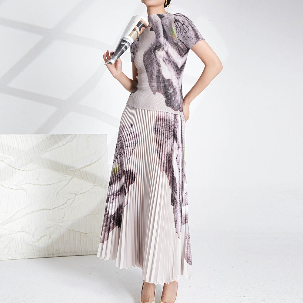 Women's Pleated Skirt Set - Floral Print Top & Long Pleated Skirt - Japanese-Inspired Casual Outfit (Purple/Pink/Dark Green/Gray, Sizes 78-90cm)_ecoleips.com