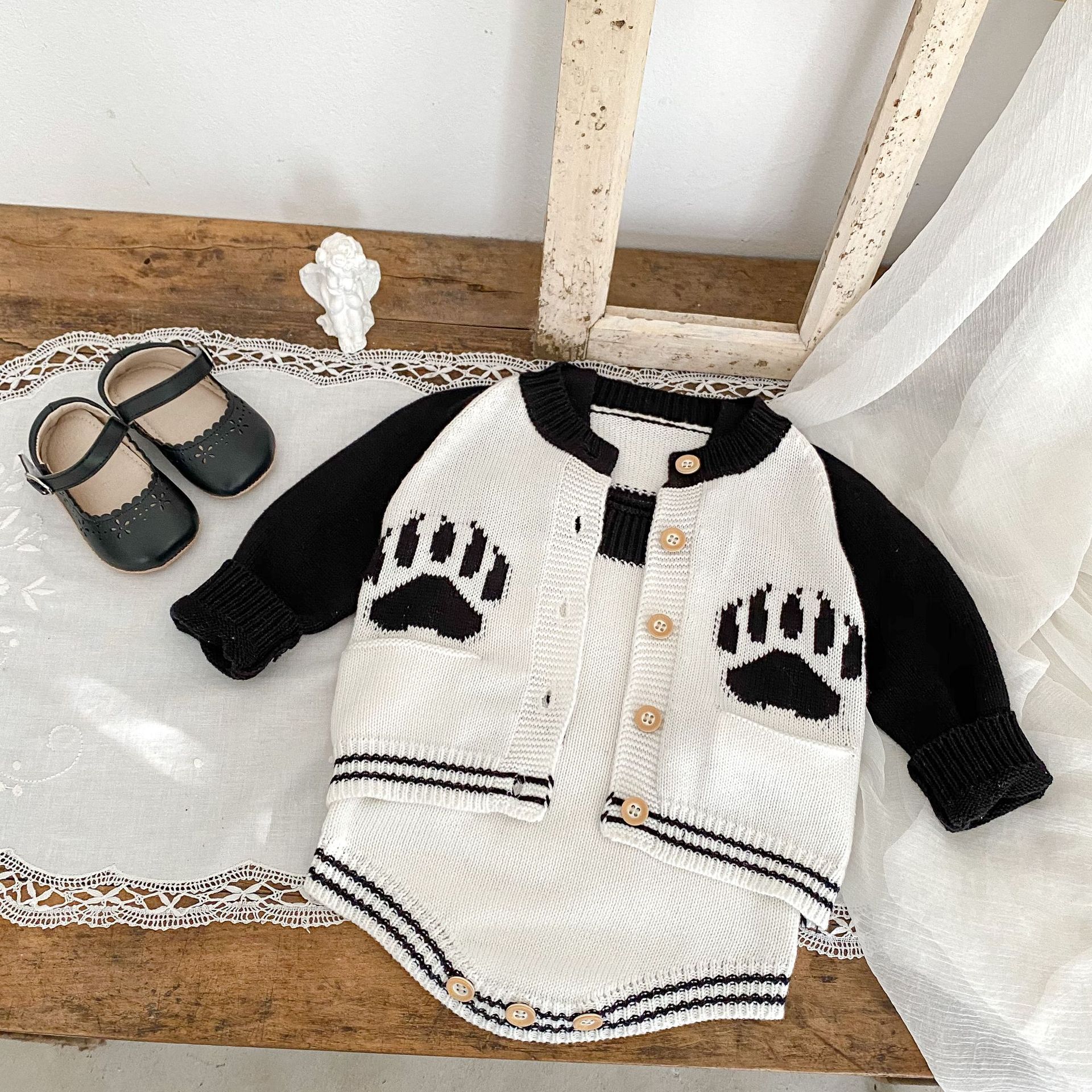 Baba kisgyermek őszi ruhák 2024 férfi és női baba pulóverek panda jacquard kötött hosszú ujjú felső szett_voghion.com