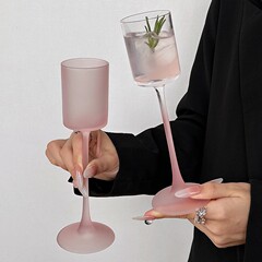 Ins風フランス研磨粉ストレートガラス高足カップ高颜値シャンパンカップ甘いグラスクリエイティブカクテルカップ