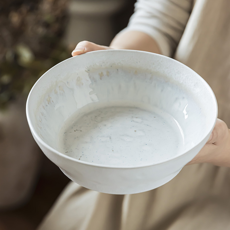 Bowl de ensalada abierto de diseño, tazón de cerámica japonesa, tazón doméstico, tazón de cubiertos al por mayor, tazón de fideos, tazón de platos de alto pie de restaurante